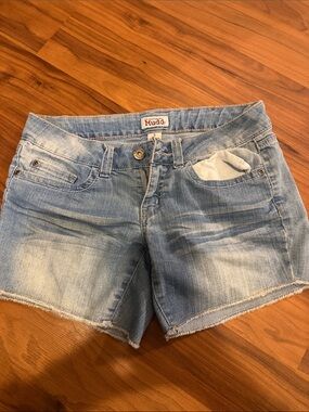 Women’s Jean shorts